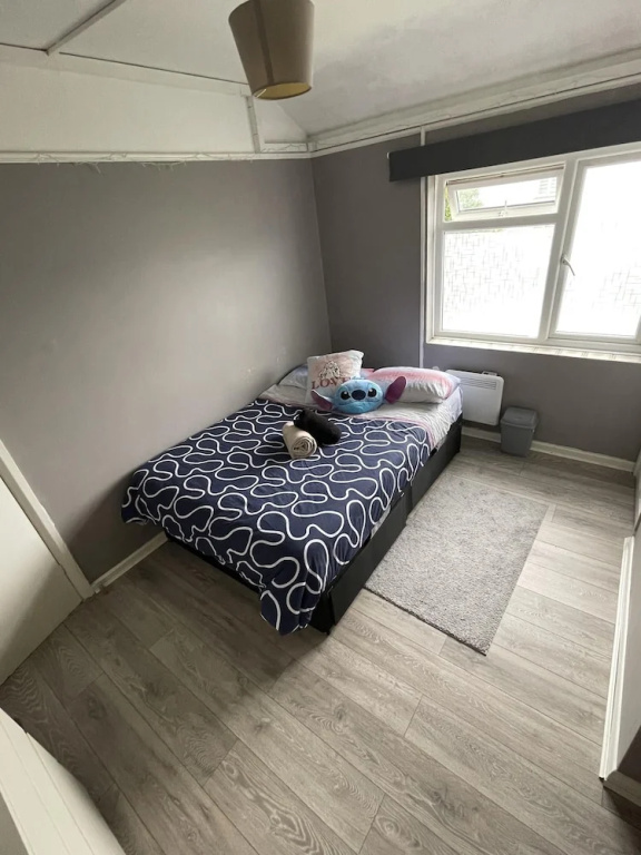 Exclusive Apartment Near the Tube
