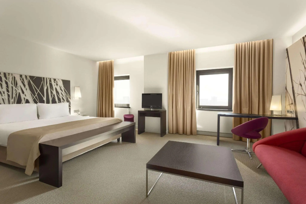 Double Junior Suite (full double bed)