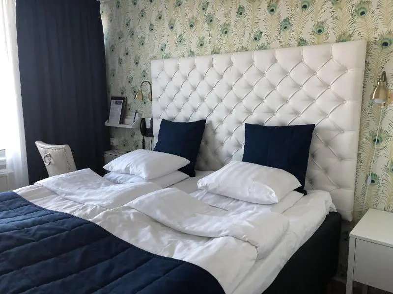 Economy room