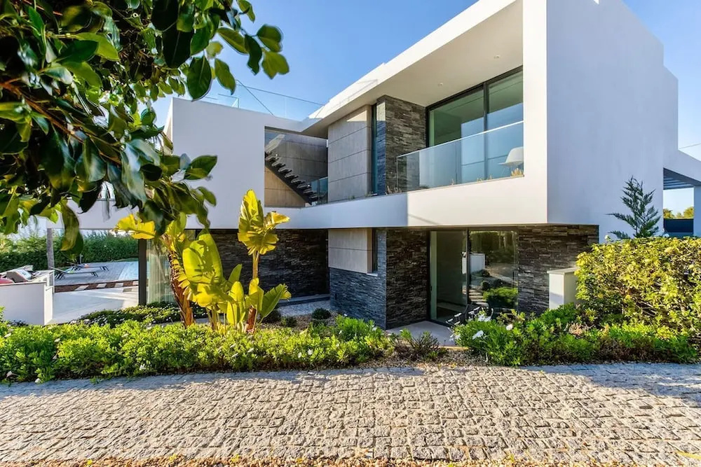 2 Rua das Palmas Luxurious Stylish and Modern L