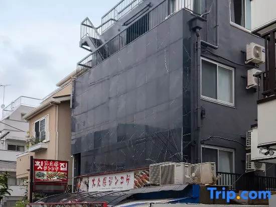 Sakura no Kawa | 5-Minute Walk to Shin-Okubo Station | Convenient Transportation
