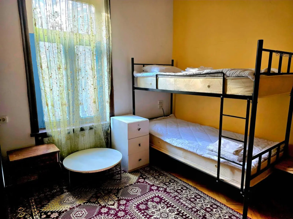 Bed in Dorm (male dorm) (4 bunk beds)