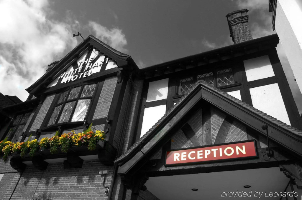 The White Hart Hotel — фото