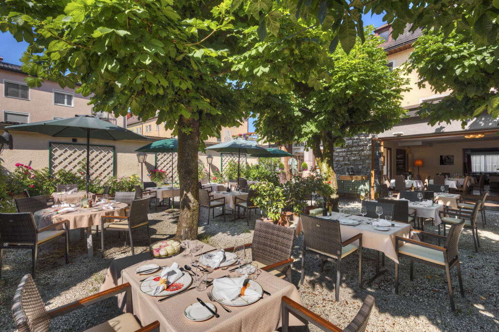 Hotel Restaurant Auerhahn by null