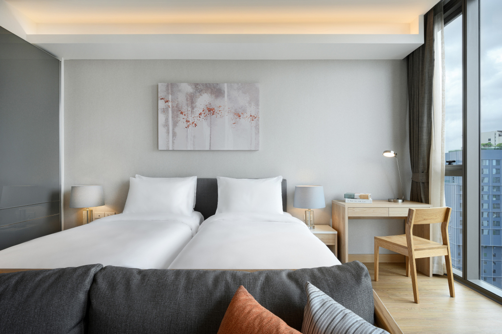 Двухместная студия Deluxe 2 отдельные кровати в Oakwood Suites Bangkok