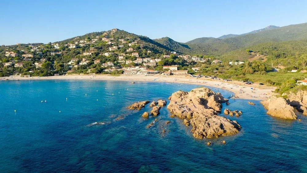 Beach & Waterfront