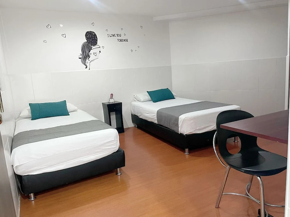 Economy Double room (twin beds)