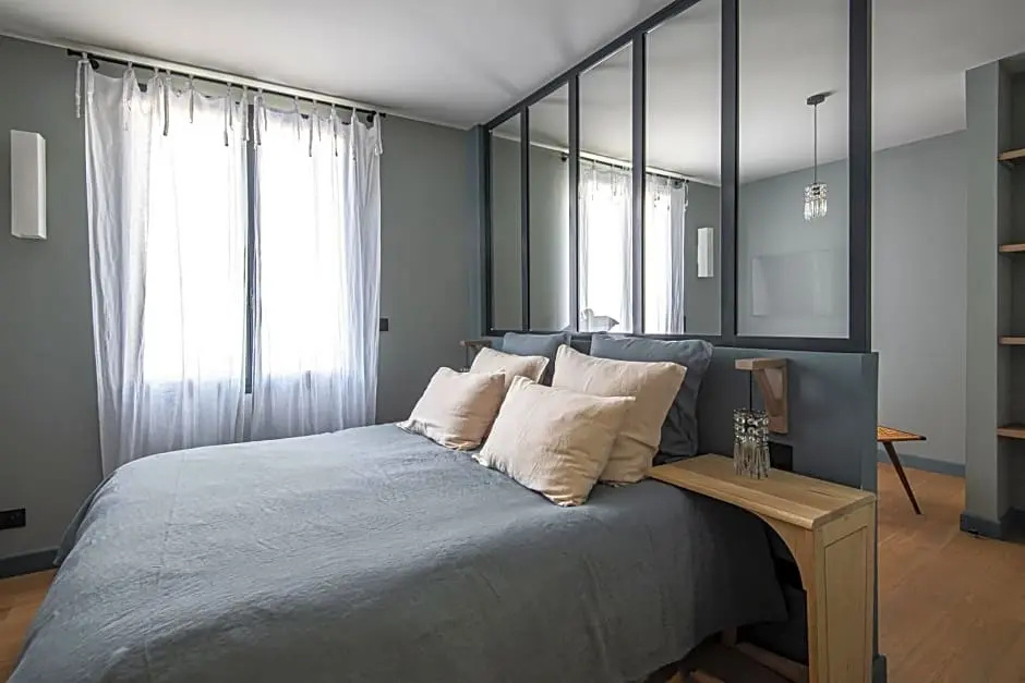 Double Junior Suite (full double bed)