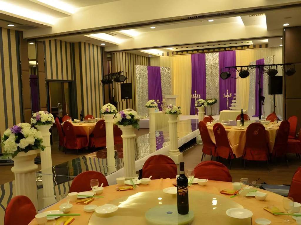 Hotel photo 12