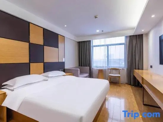 Superior Double room (full double bed)