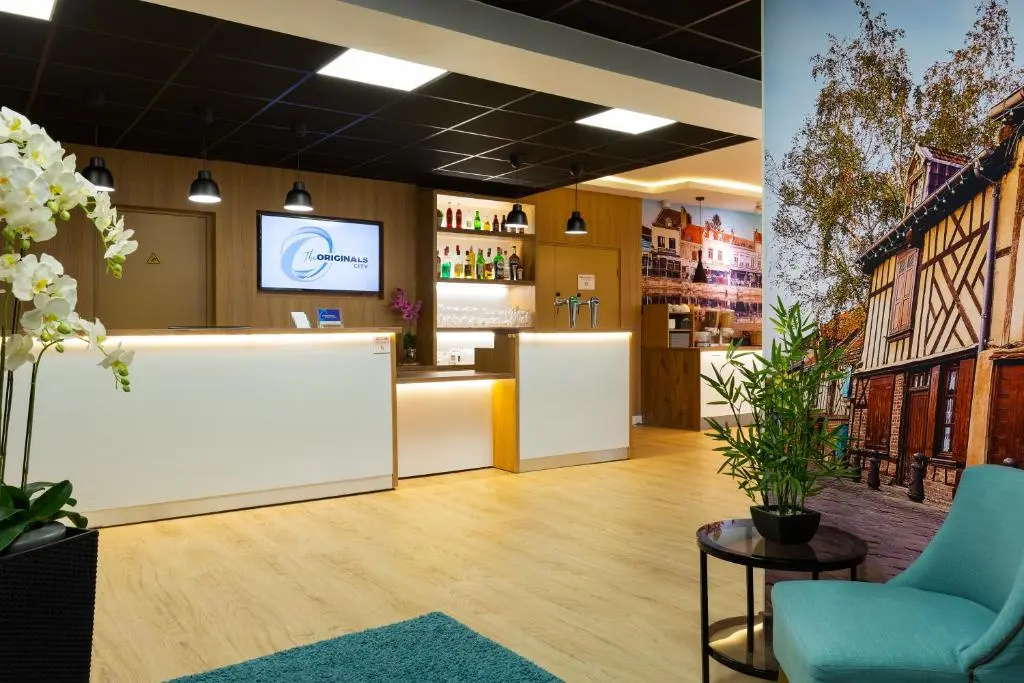 Voir la photo 2 — Brit Hotel Confort Amiens