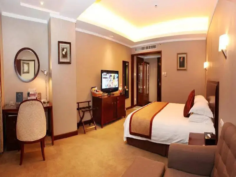 New Century Pujiang Hotel - Général