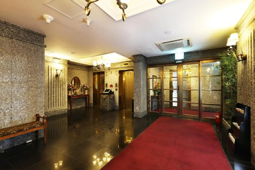 Hotel photo 2