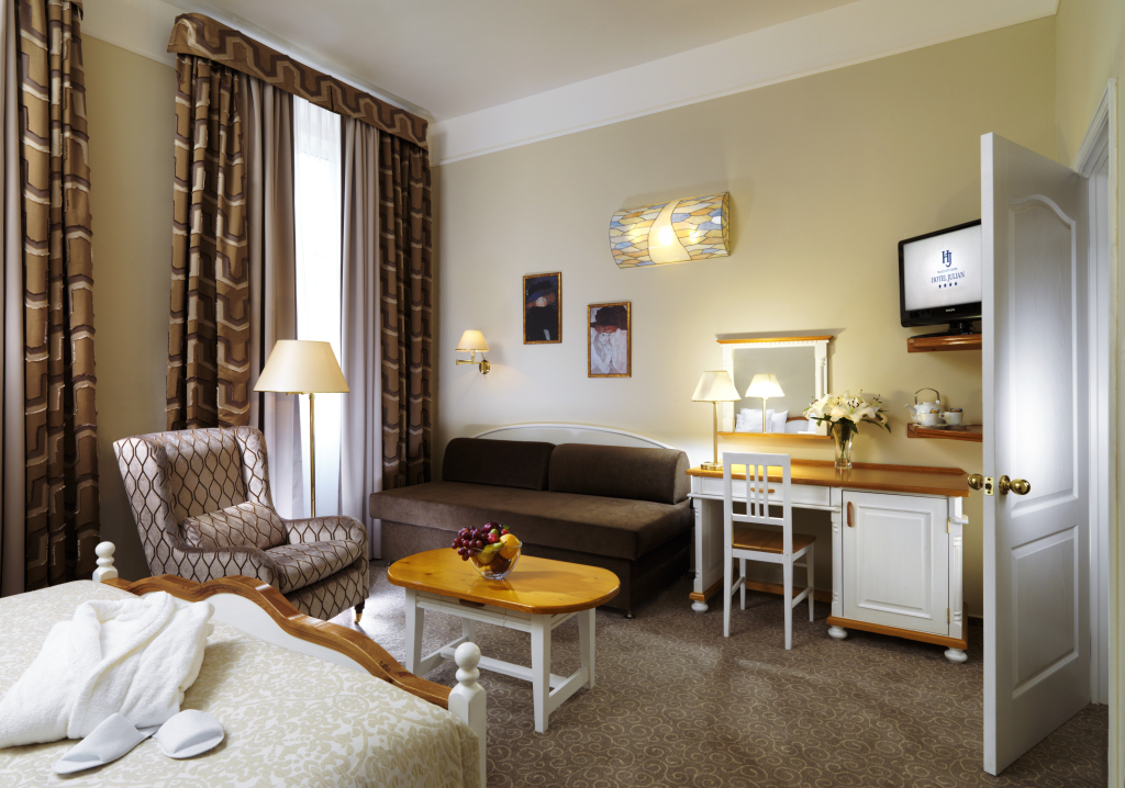 Hotel Julian by null
