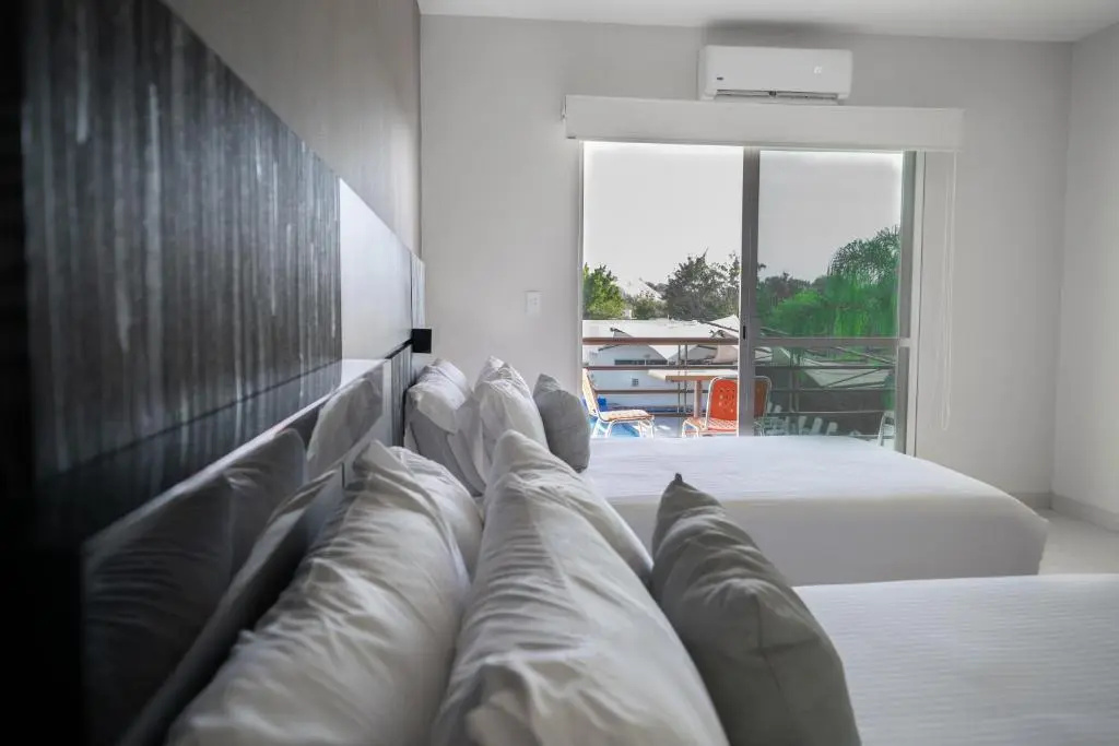 Standard Double room with pool view (twin beds)