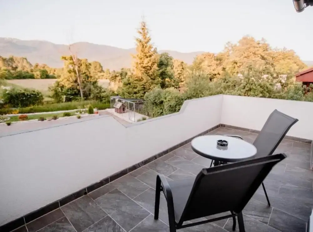 Mountain Serenity Rooms
