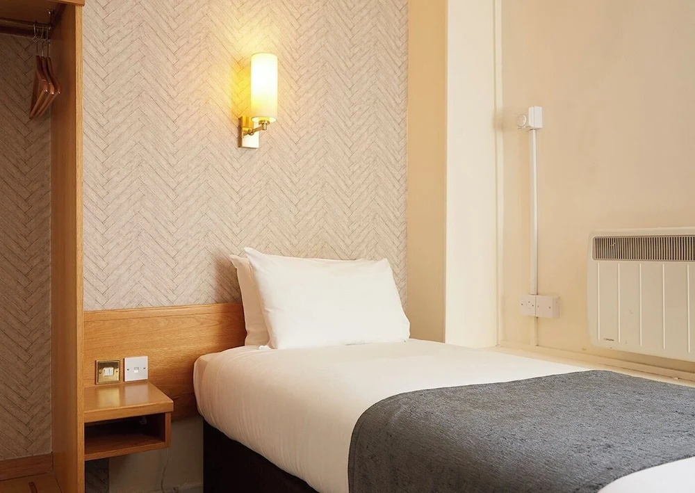 De Trafford Hotel By Greene King Inns - Chambres