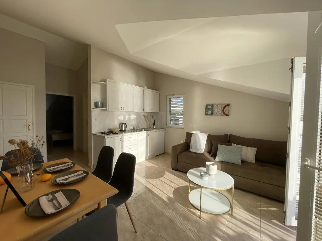 1 Bedroom Apartment with sea view