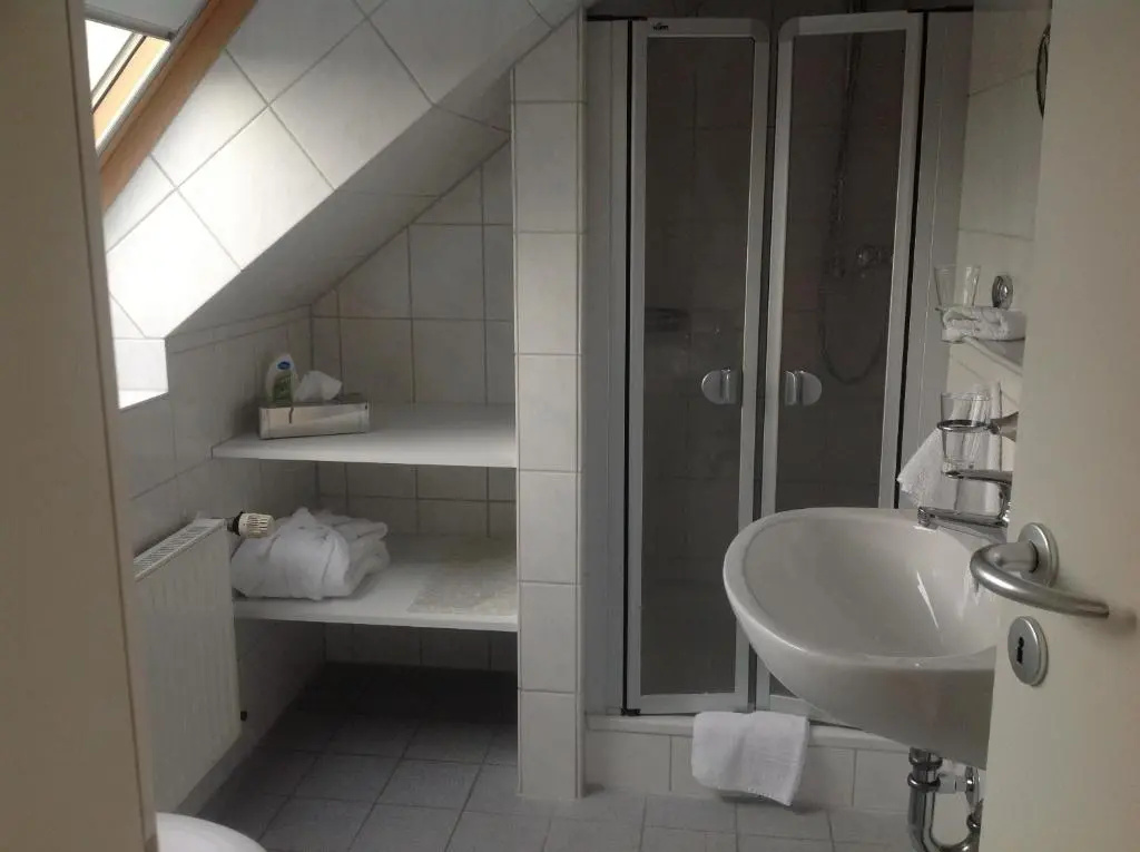 Standard Double room with sea view (full double bed)