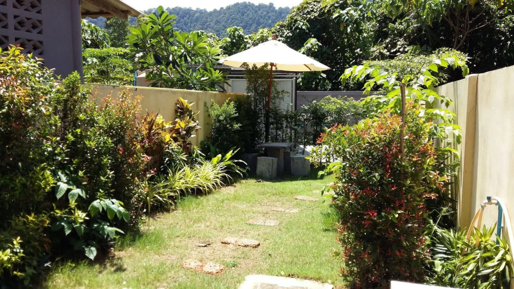 M Hostel Lanta