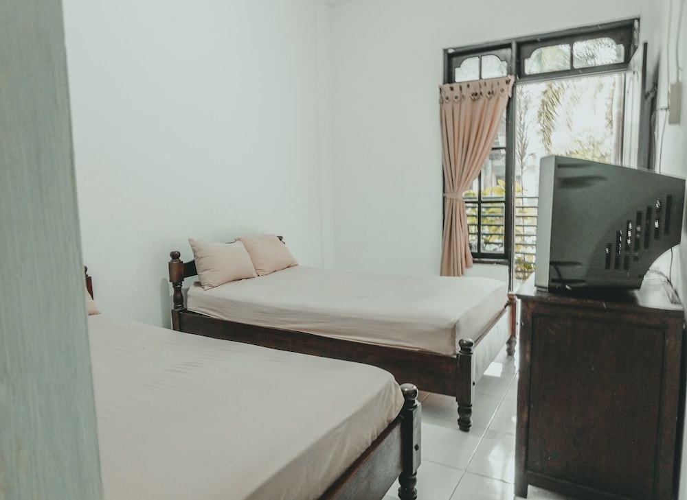 Отель Hotel Diana 1 в Денпасаре