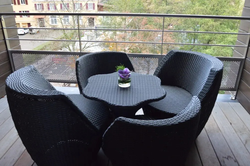 Balcony & Terrace