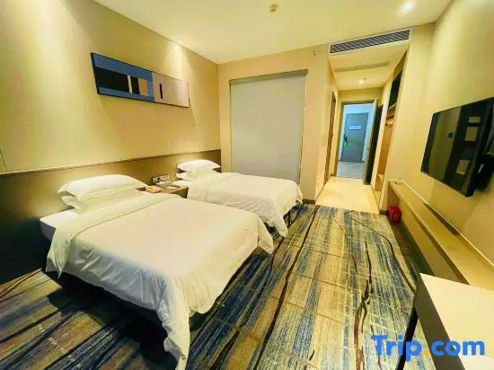 Deluxe Double Suite (twin beds)