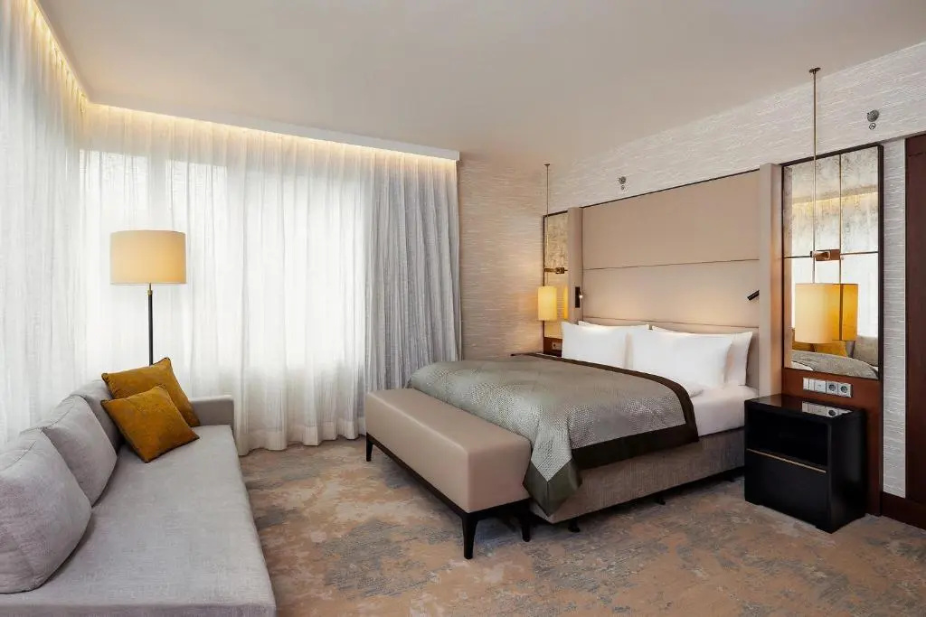 Premium Double room (full double bed)