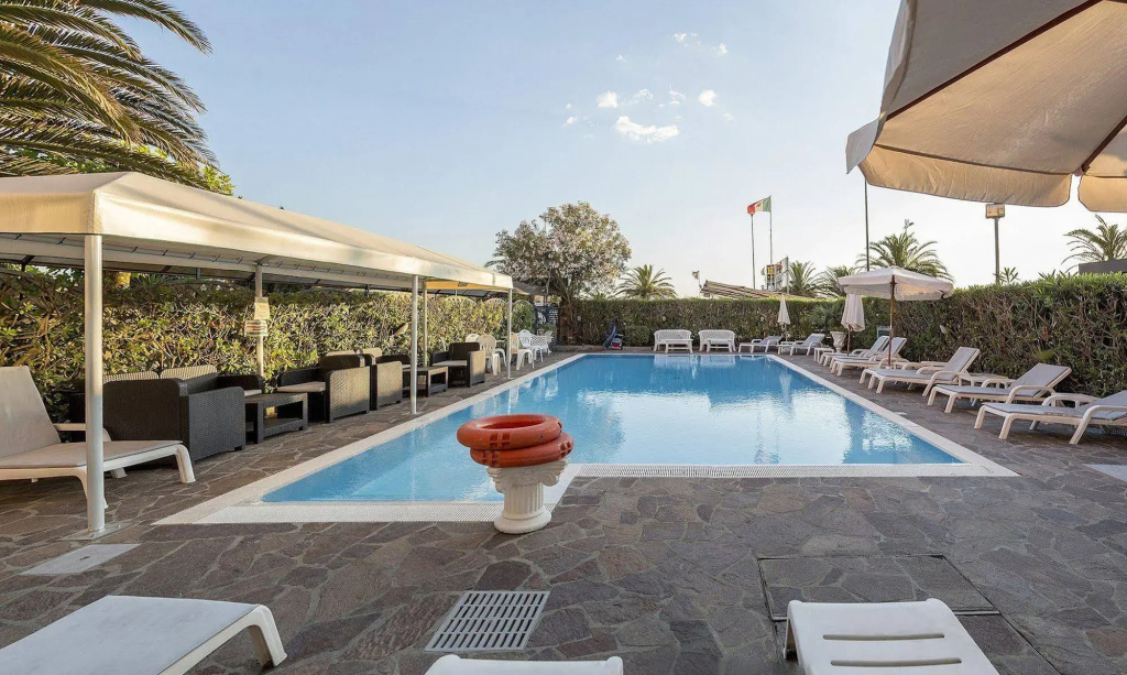 Hotel photo 13