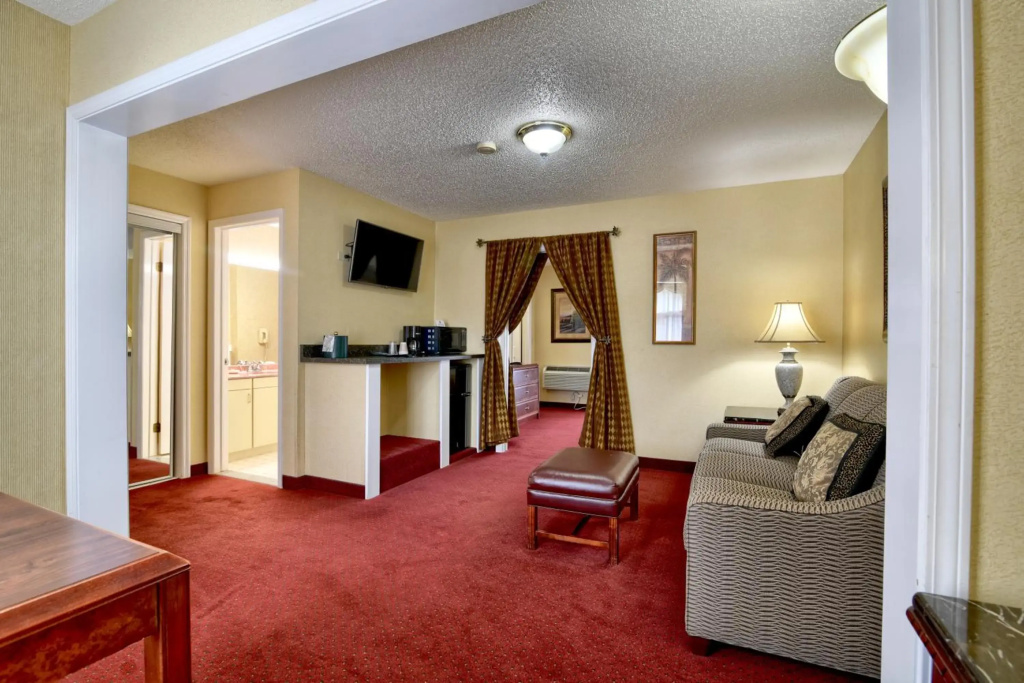 Roosevelt Inn and Suites Saratoga Springs - фото 49