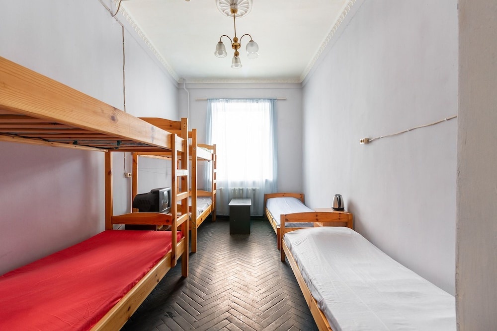 Хостелы Let's Go Here — 3