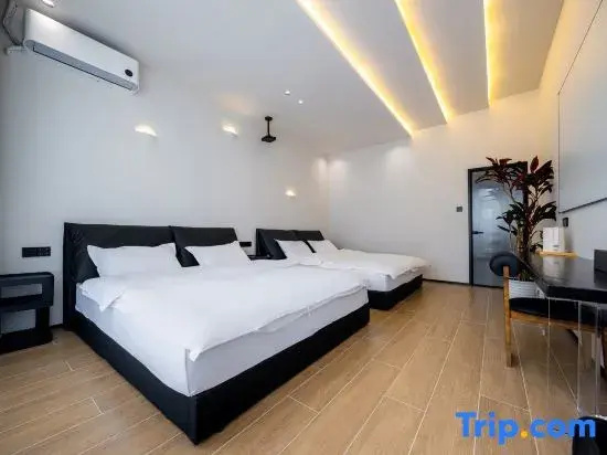 Luxury Quadruple room