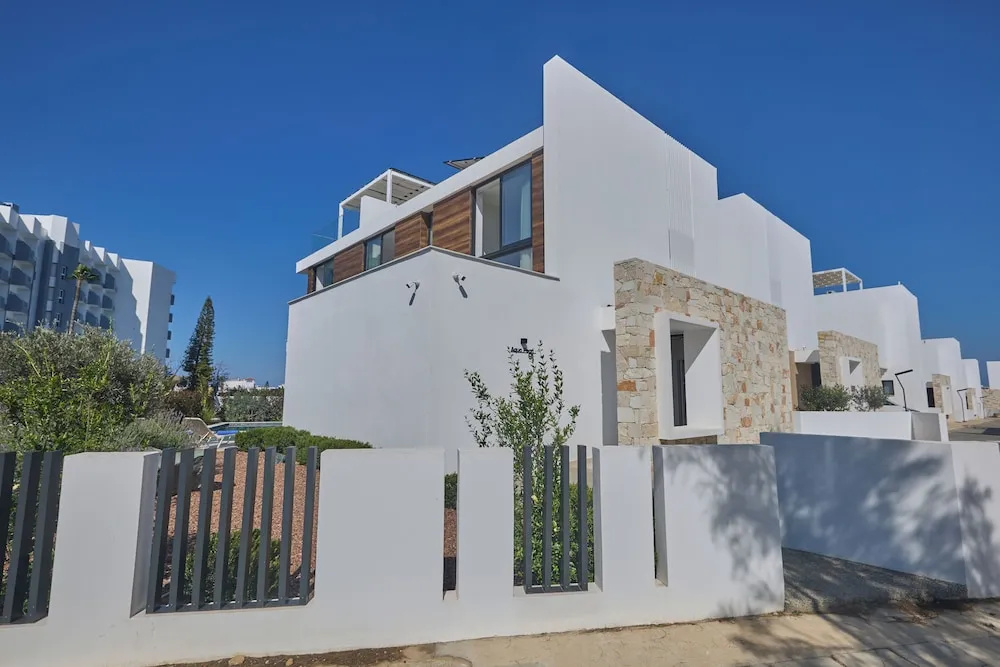 Protaras Aqua Pearl Villa Aq01