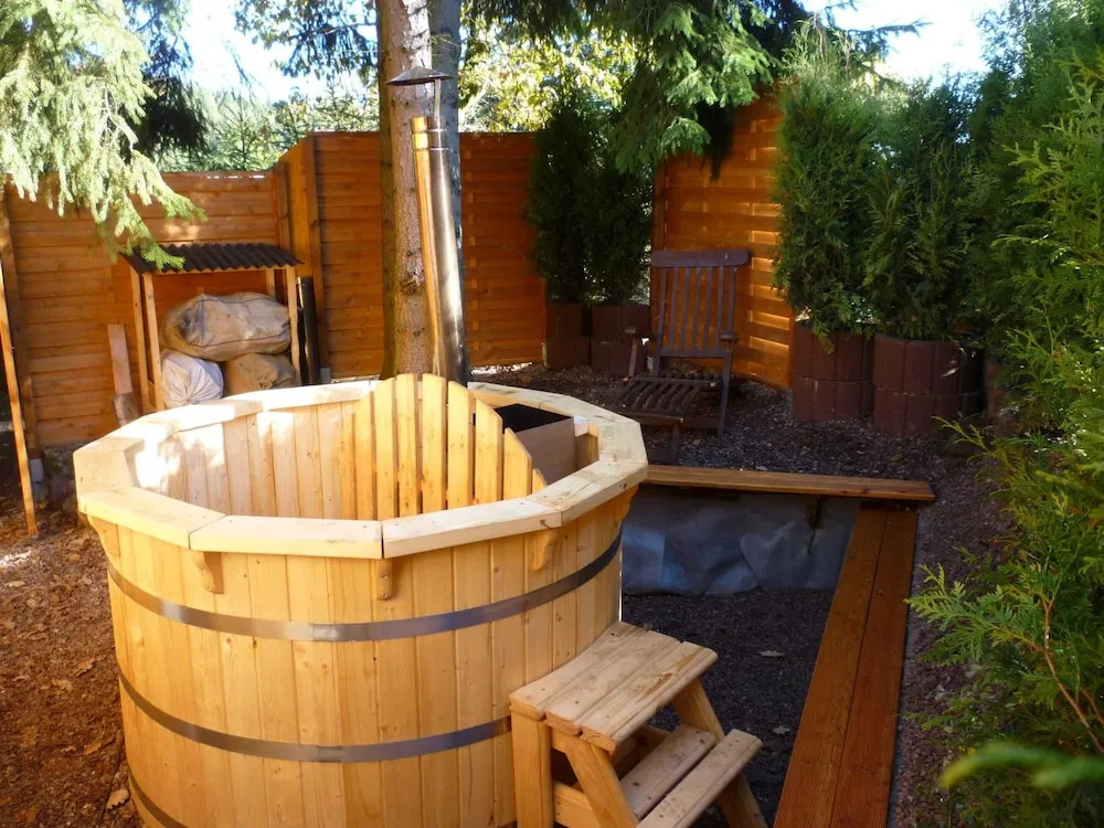 Holiday Home Near Swimming Pool