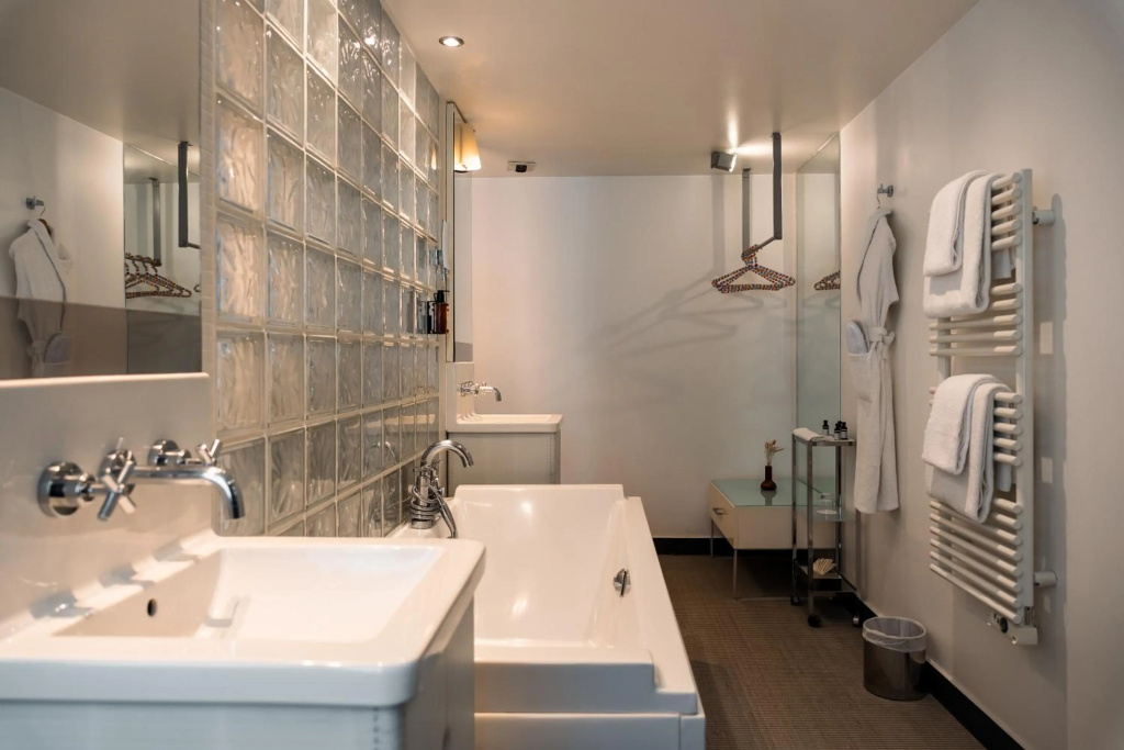 Отель Kube Hotel Paris в Париже