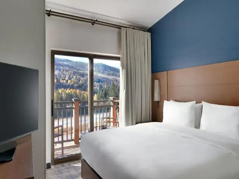 1 Bedroom Double Suite (full double bed)