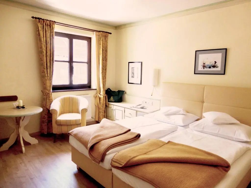 Johannesbad Hotel St. Georg - Chambres