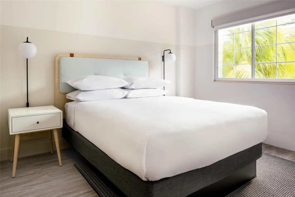 Hampton by Hilton Grand Cayman Seven Mile Beach - Général