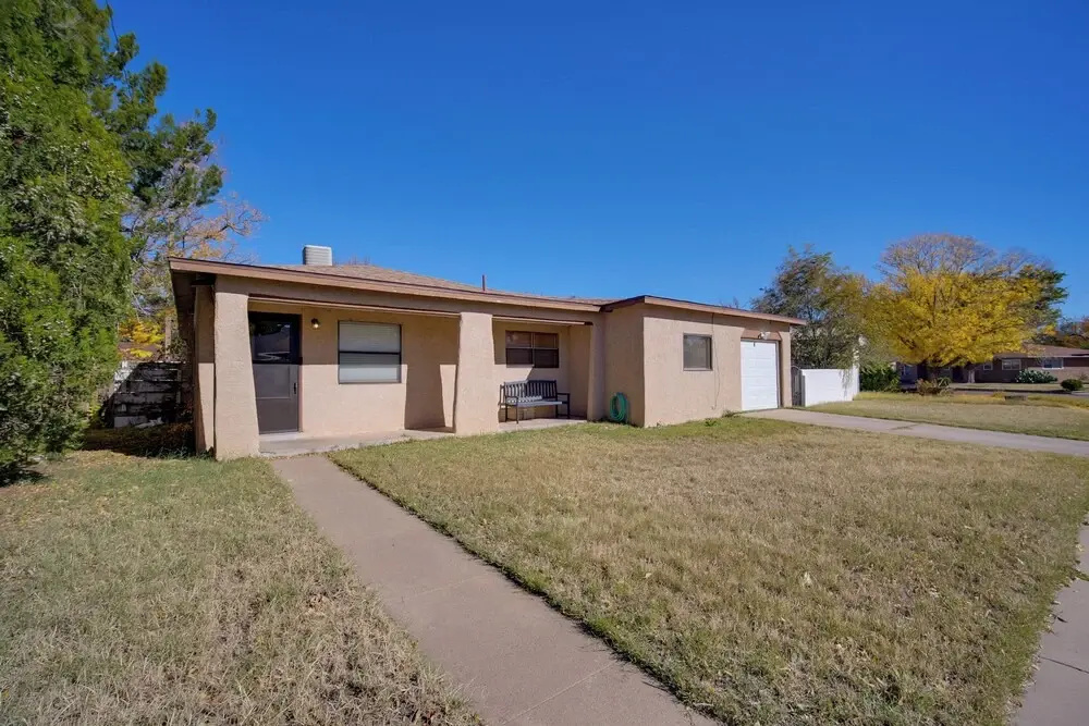 1 Mi to Enmu: Portales Family Home w/ Yard!