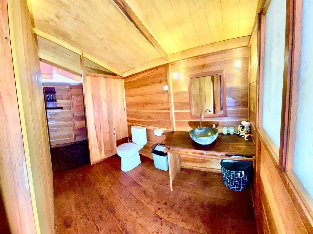 Economy room