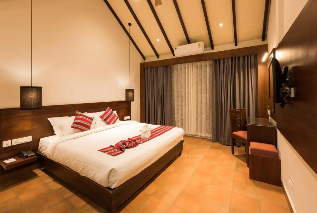 Standard Double room (full double bed)