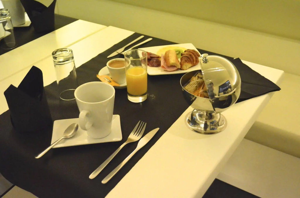 Atenea Rekord Suites Barcelona - Général