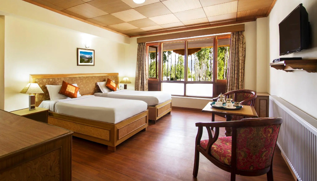 Deluxe Suite