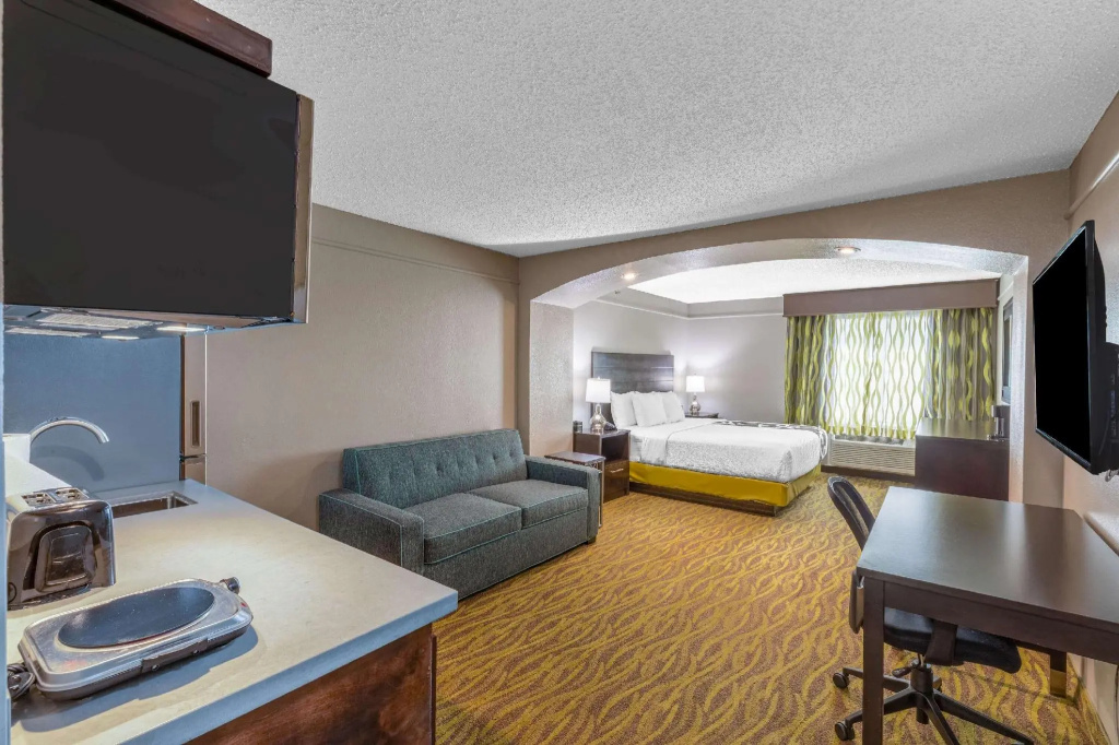 La Quinta Inn & Suites by Wyndham Laredo Airport - Chambres