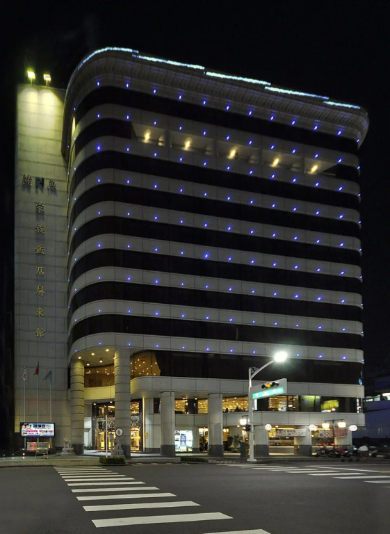 Fish hotel - pingtung