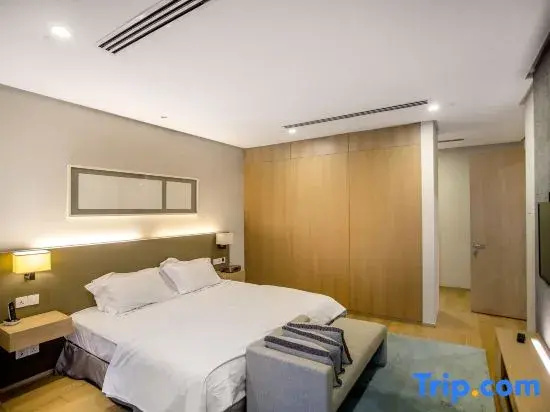 1 Bedroom Suite with balcony