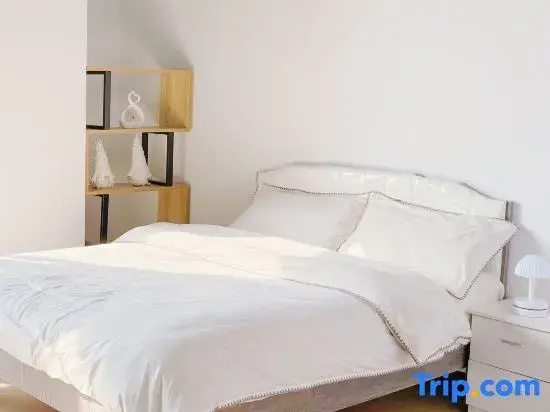 W Hotel Apartments (Ningbo Olympic Sports Center Branch)