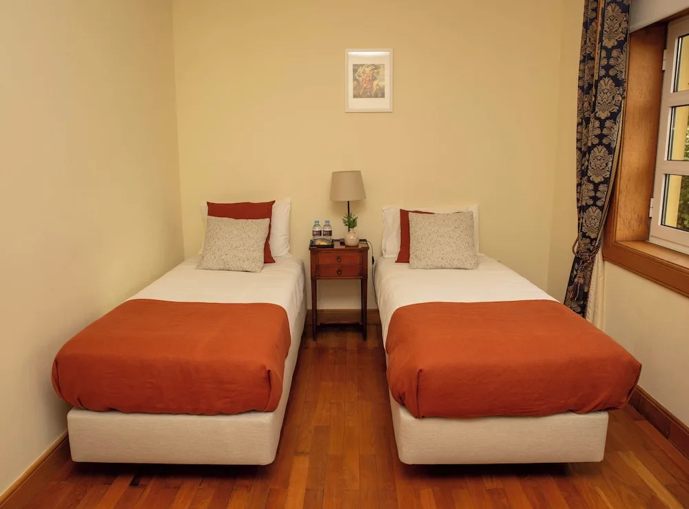 2 Bedrooms Standard Quadruple Family room