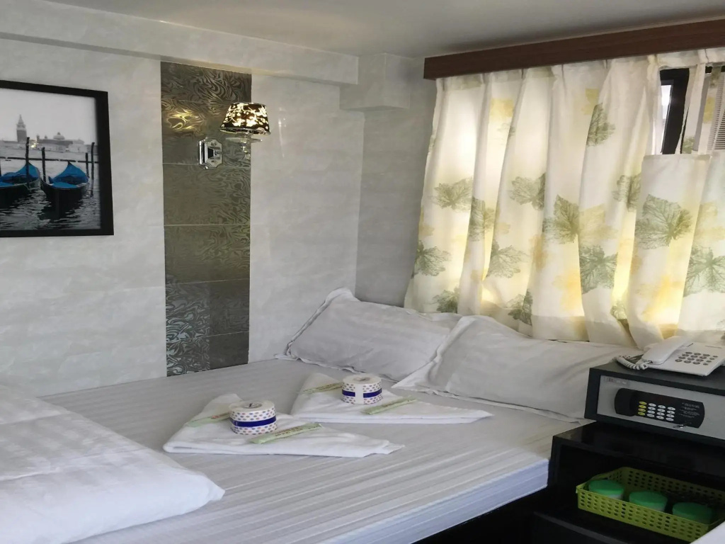 Hotel photo 15