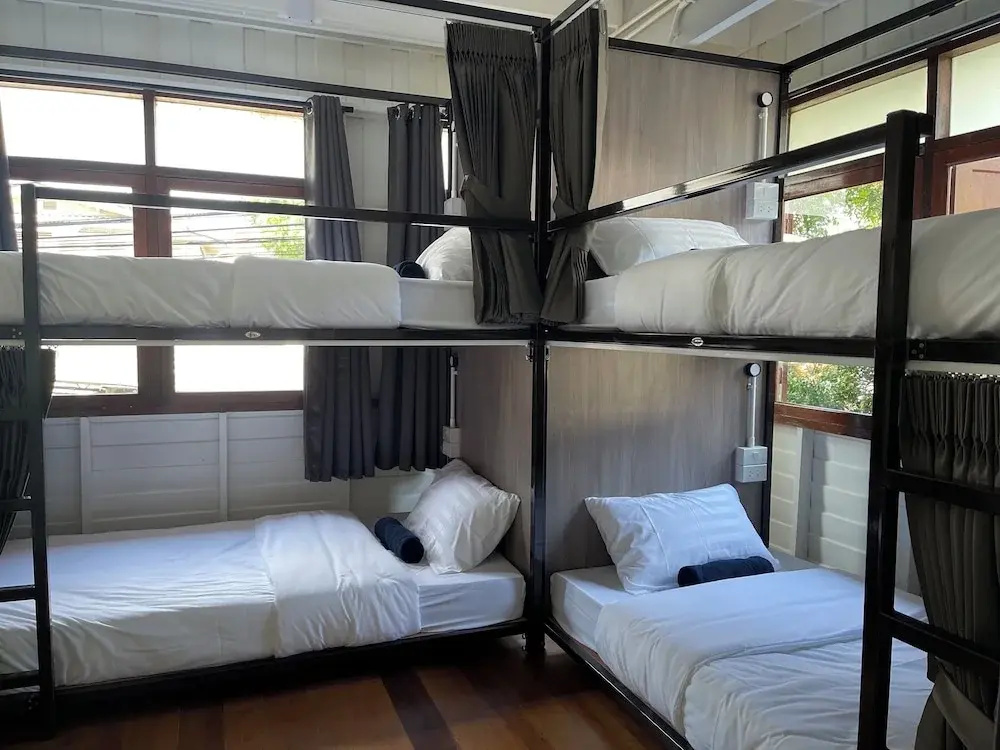 Green Cabin Hostel — фото